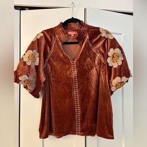 THML velvet appliqué top